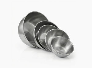 Greentainer stainless steel bowls with capacity marks showing normal and maximum fill