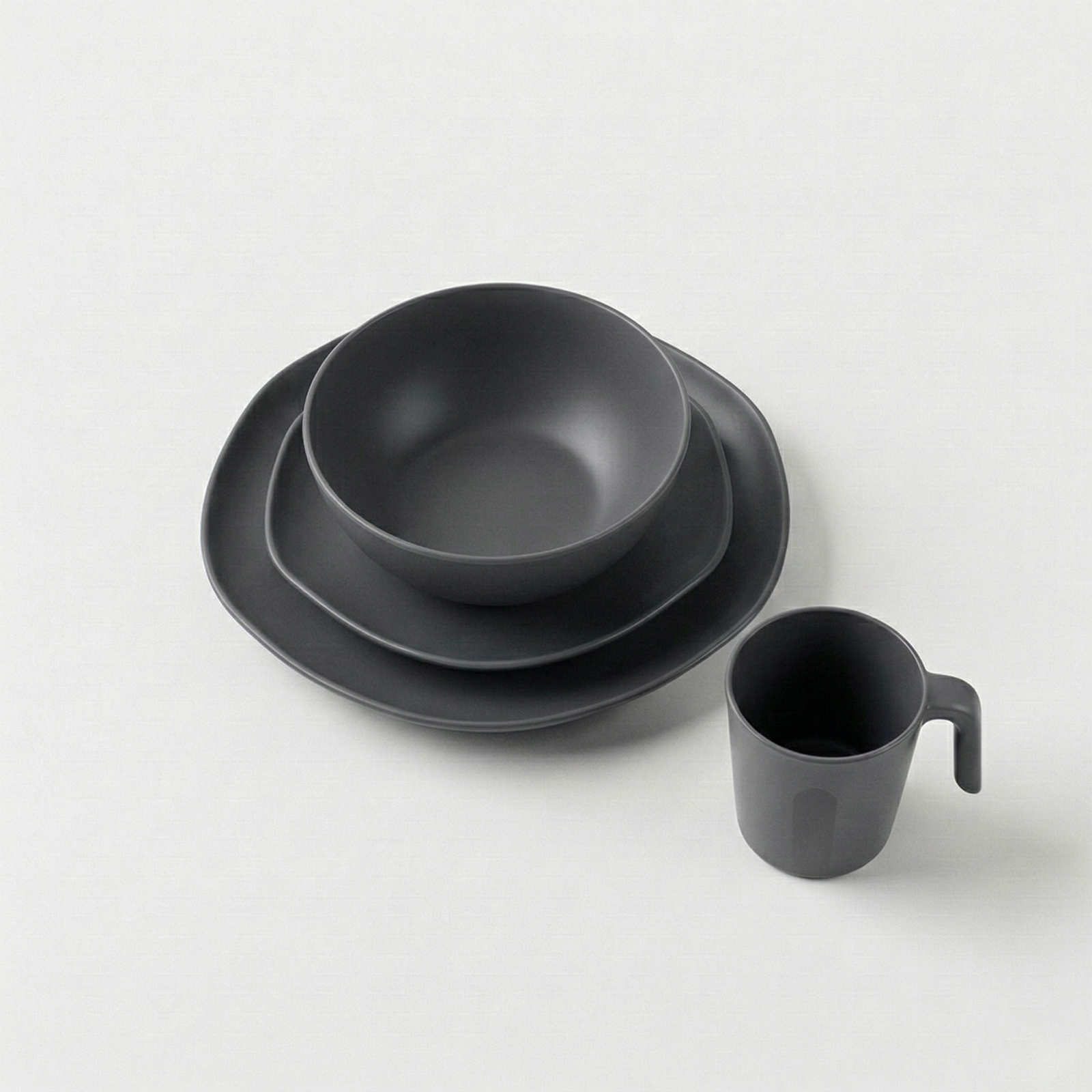 Greentainer lightweight 16-piece dinnerware set in grey