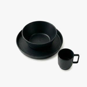 Greentainer unbreakable PP dinnerware 12-piece set components view